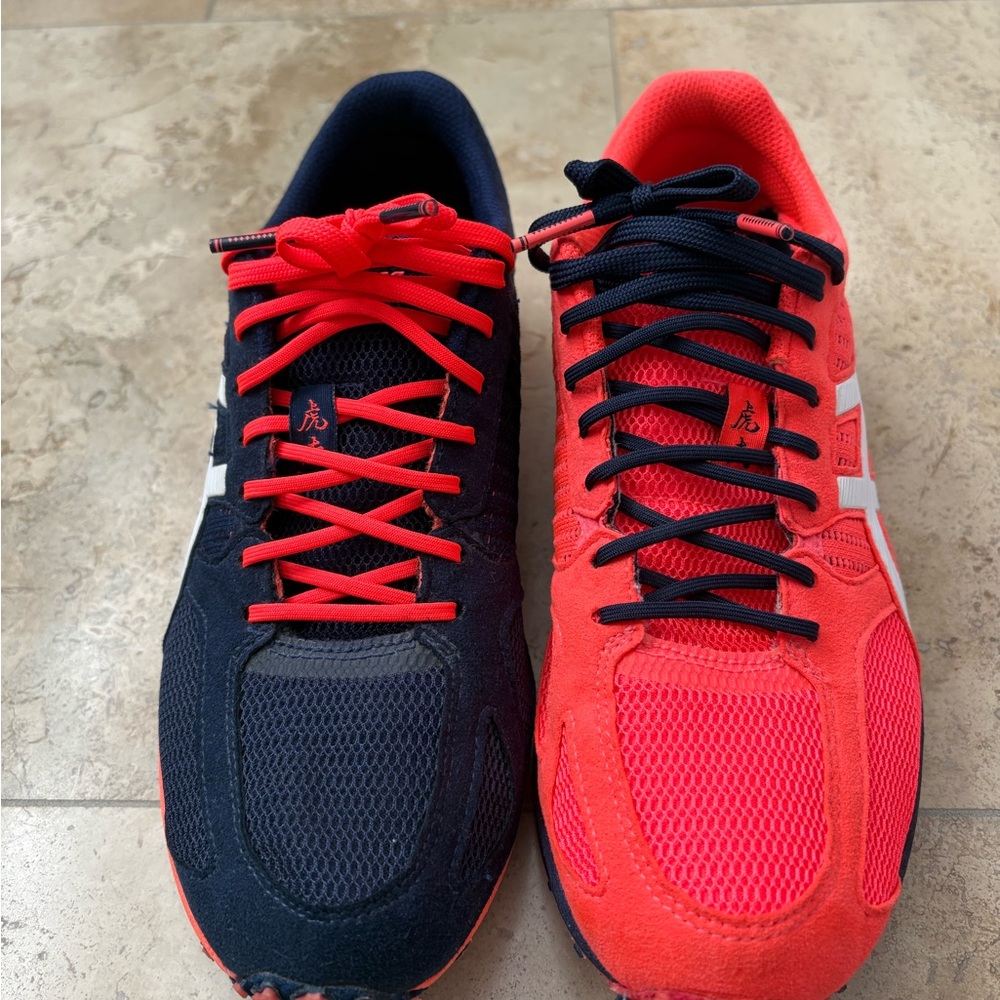 Men's Dual-Color Athletic Shoes